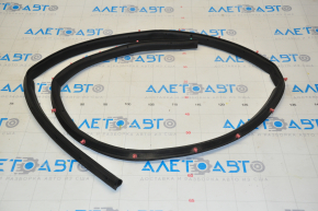 Front left door seal Ford Mustang mk6 15 - torn