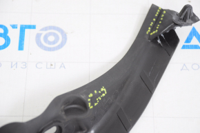 Right wiper grille seal Audi A3 8V 15-20 tears