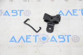 Tesla Model Y 20 Brake Line Connection Clamp
