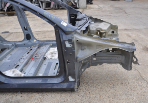 Tesla Model Y 20 front right quarter - on the body, iron panel, graphite