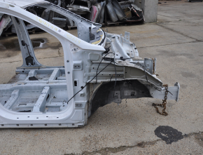 Front right quarter Hyundai Santa FE Sport 13-18 on the body, white