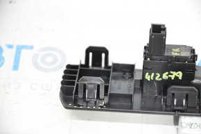 Front right window lift control VW Atlas 18 - broken mount