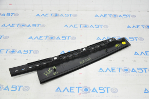 Door trim side rear left VW Atlas 18- structure, scratch