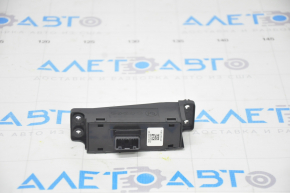Kia Niro 17-19 HEV Fuel Door and Battery Disconnect Buttons