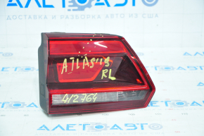 Lamp inner trunk lid left VW Atlas 18-20 prerest scratch