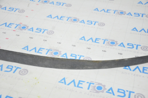 Kia Niro 17-19 HEV, PHEV front bumper lip trim worn
