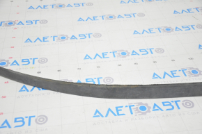 Kia Niro 17-19 HEV, PHEV front bumper lip trim worn