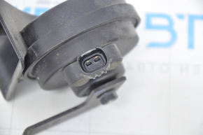 High Signal Kia Niro 17-19 HEV, PHEV with bracket