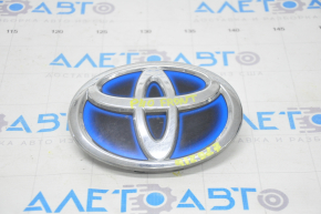 Emblem badge Toyota front bumper Toyota Prius V 12-17 sand