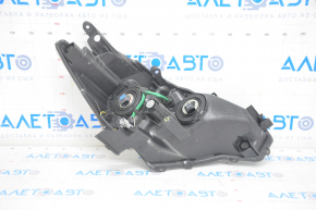 Headlight front left Toyota Prius V 12-14 bare pre-rest halogen, for polishing, breakage crepe