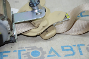 Seat belt 2nd row rear right Toyota Highlander 14-19 beige, broken fastening, for dry cleaning