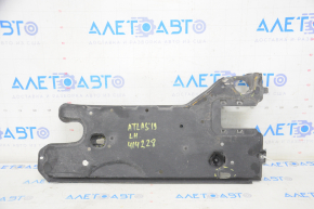 Rear left underbody protection VW Atlas 18 - cracks