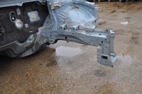 Front left quarter Toyota Prius V 12-17 on the body, green