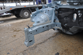 Front right quarter Toyota Prius V 12-17 on the body, green
