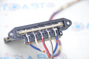 Additional heater Toyota Prius V 12-17 oxidized chips