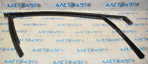 Upper front right door molding Dodge Dart 13-16 black with glass seal, scratches