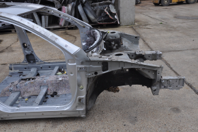 Front right quarter Toyota Camry v40 on the body, silver