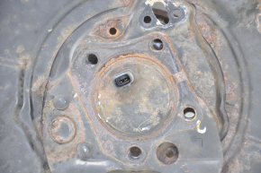 Rear left hub Toyota Camry v40 rusty, with casing