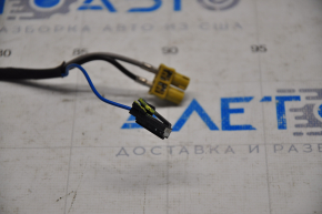 Antenna fin Lincoln MKC 15 - chip broken