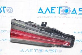 Light inside tailgate left Lexus NX300 NX300h 18-21 water damage