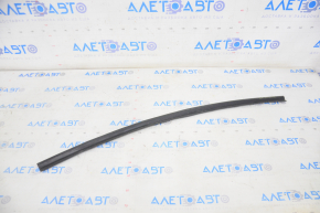 Front left lower door seal Lexus CT200h 11-17