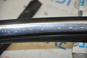 Upper door molding front right Chevrolet Volt 16 - chrome with glass seal, scratches