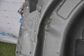 Toyota Camry v40 trunk trough is dented