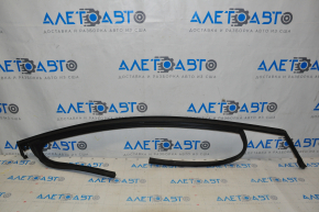 Upper front left door molding Chevrolet Volt 16 - chrome with glass seal, scratches