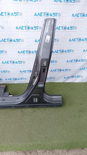 Front left quarter Infiniti QX50 19-20 graphite, with central pillar