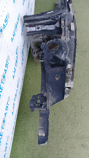 Front left quarter Lexus ES300h ES350 13- black, with central pillar, butt