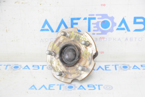 Rear right hub Lexus NX200t NX300 NX300h 15-21 FWD