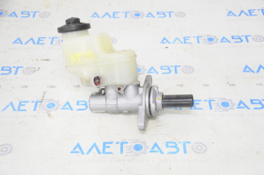 Master brake cylinder with reservoir Lexus NX200t NX300 15-21 with cover