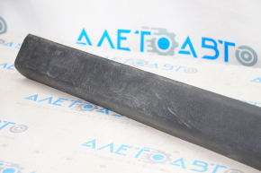 Door sill trim inner right VW Jetta 11-18 USA black, broken fastener, scratches