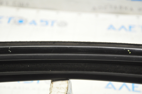Upper front left door molding Dodge Dart 13-16 black with glass seal, scratches