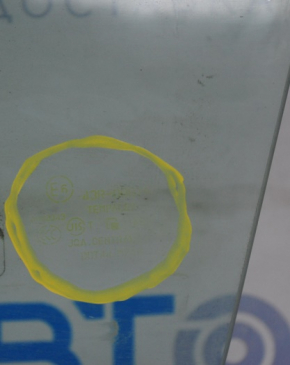Rear left door glass for Suzuki Kizashi 10-15