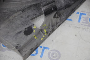 Diffuser radiator shroud bare Toyota Camry v50 12-14 2.5 usa, crack