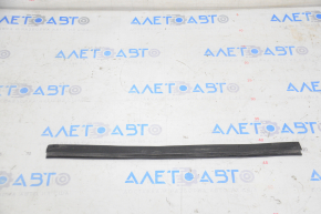 Door seal lower rear left Nissan Leaf 13-17