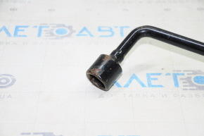 Wheel spanner Hyundai Sonata 15-19 rusty