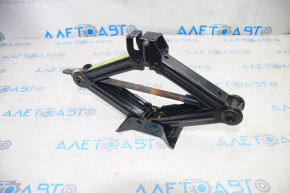 Jack Hyundai Sonata 15-19 rusty