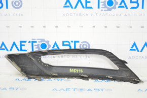 Front bumper grille right Ford Fusion mk5 17-18 under fog lights halogen matte, with molding, broken fasteners, broken, sand, painted molding