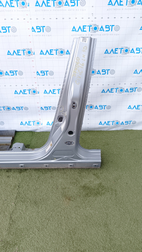 Front left quarter Honda Civic X FC 16-21 silver, with central pillar, bumpers on central pillar
