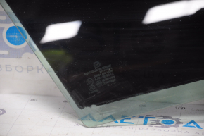 Front right door glass Mazda3 MPS 09-13 scratches
