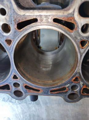 Bare cylinder block VW Passat b7 12-15 USA 2.5 for cylinder grinding