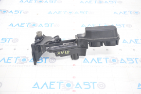 Current distributor battery BMW X3 G01 18-21 2.0T, front, without heated seats
