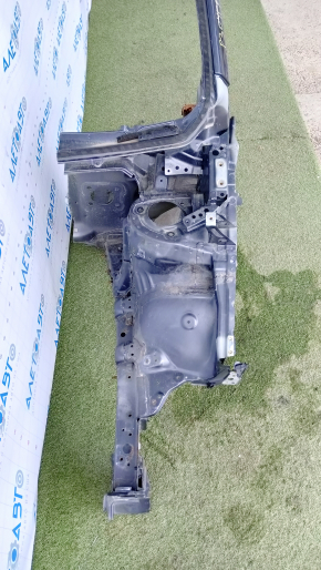 Front left quarter Toyota Prius 30 10-15 graphite, rusty