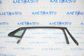 Rear left glass seal with triangle Chevrolet Volt 16 - chrome, scratches