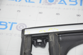 Rear left glass seal with triangle Chevrolet Volt 16 - chrome, scratches
