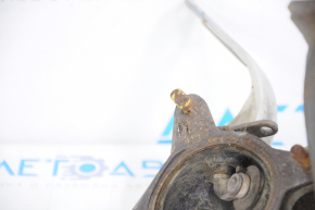 Hot part of VW Tiguan 09-17 turbine is rusty, fragment of stud is broken off