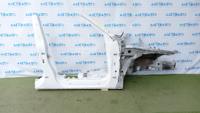 Front right quarter Audi Q5 8R 09-17 white with central pillar