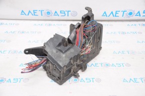 Lexus ES 330 underhood fuse box